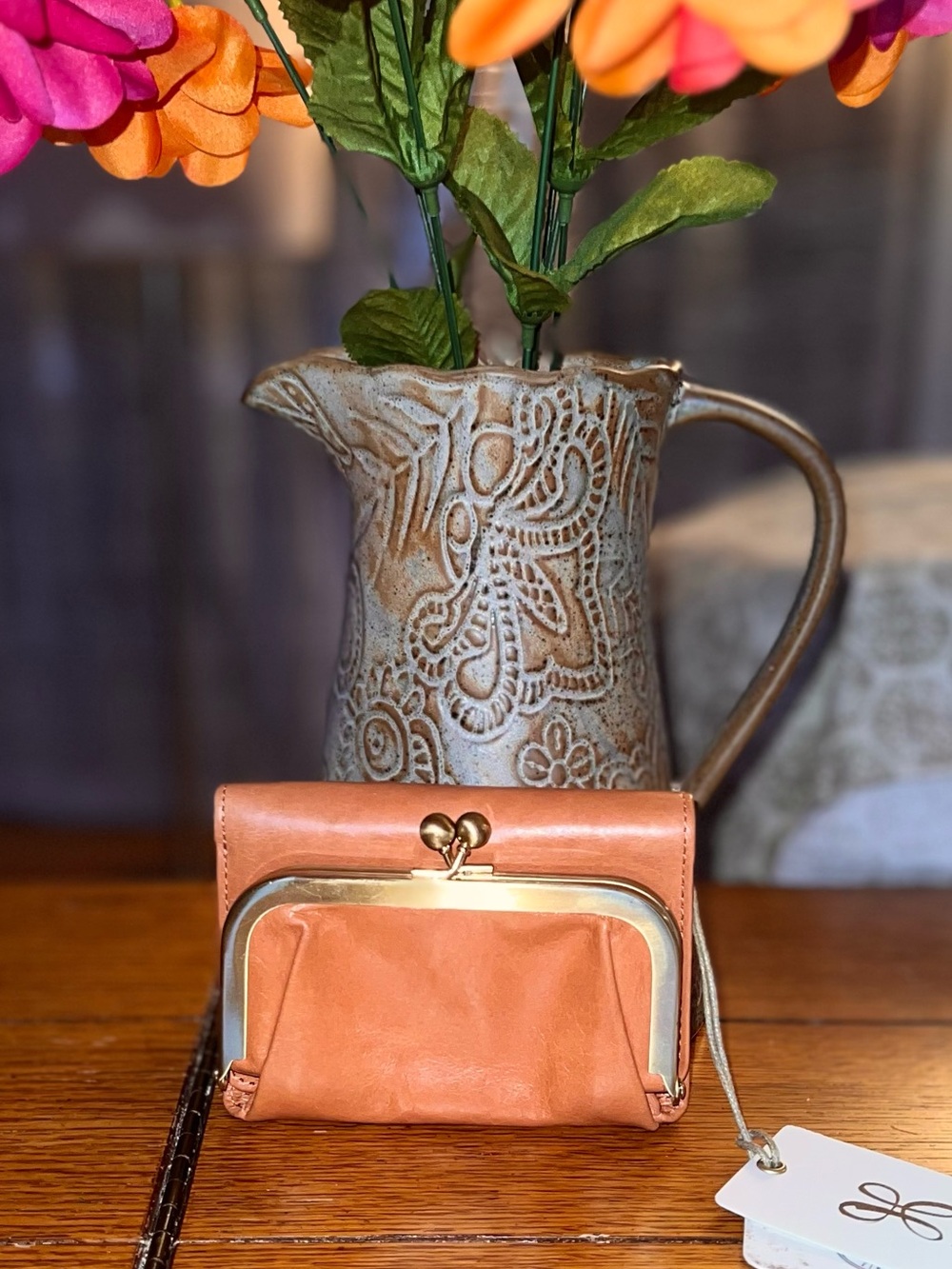 Hobo International 'Old Style' Robin Compact Kisslock Wallet in Persimmon